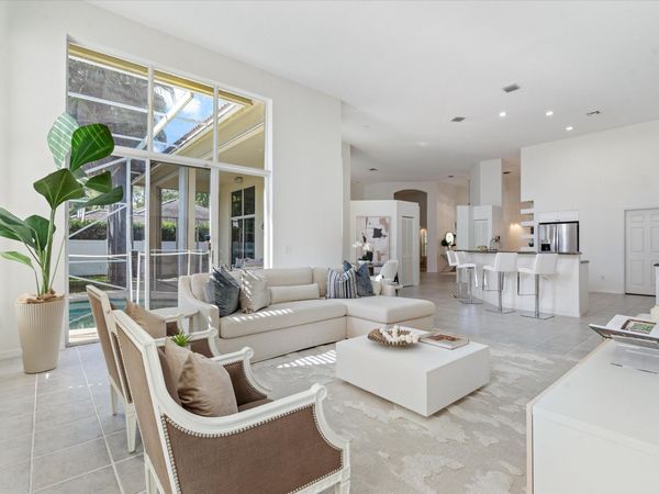2805 Hampton Circle E, Delray Beach, FL 33445