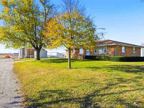 25871 200th Ave, Sigourney, IA 52591