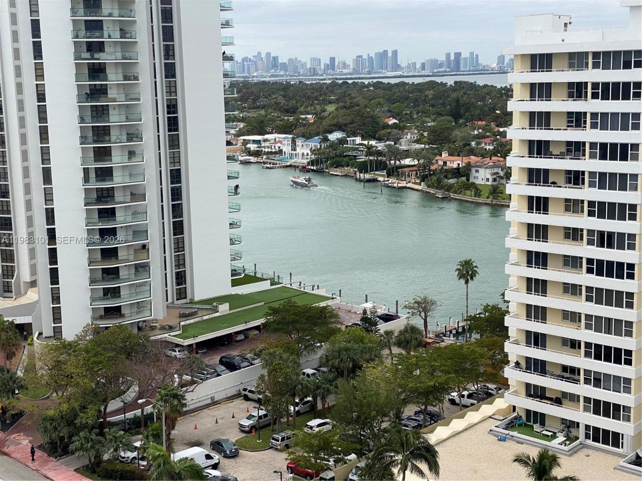 5555 Collins Ave, Unit 17A, Miami Beach, FL 33140 Photo