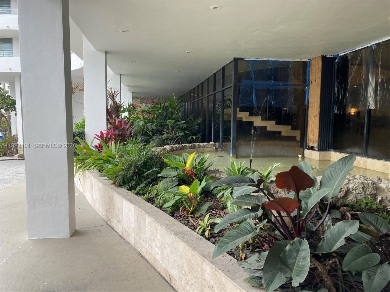 5555 Collins Ave, Unit 17A, Miami Beach, FL 33140 Photo