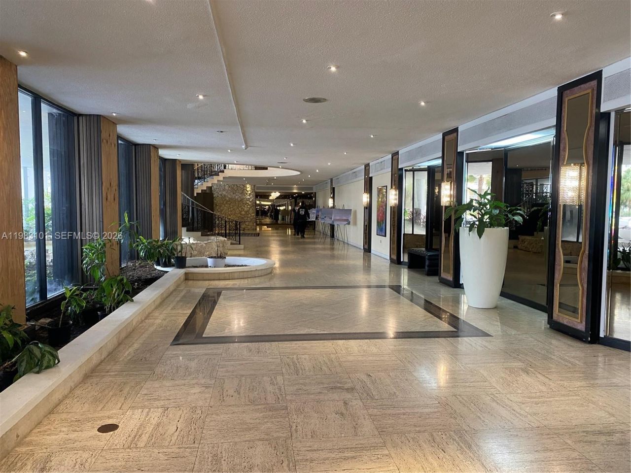 5555 Collins Ave, Unit 17A, Miami Beach, FL 33140 Photo