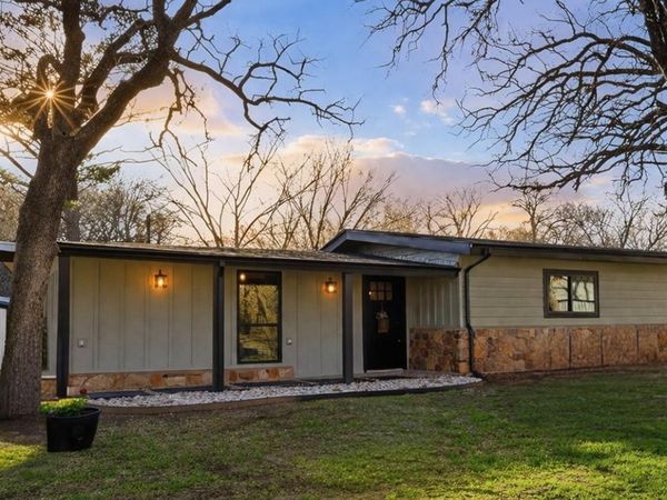 1006 NEWELL Drive, Hudson Oaks, TX 76087