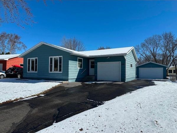 126 5th Avenue SE, Saint Joseph, MN 56374