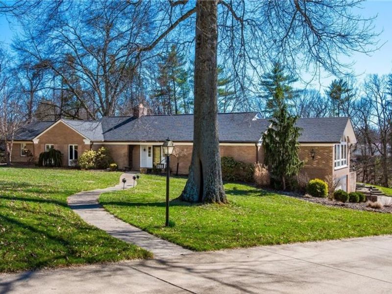 1200 East Drive, Zanesville, OH 43701 Photo 3