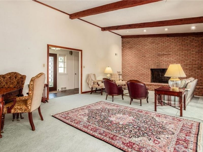 1200 East Drive, Zanesville, OH 43701 Photo 8