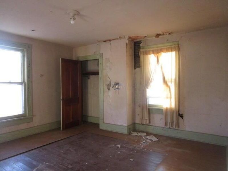 274 N 8th Street , McConnelsville, OH 43756 Photo 24