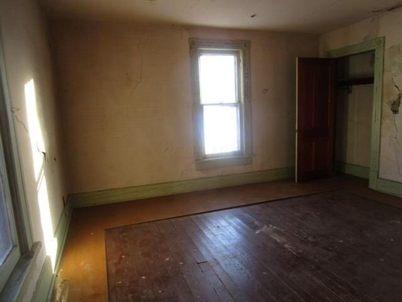 274 N 8th Street , McConnelsville, OH 43756 Photo 25