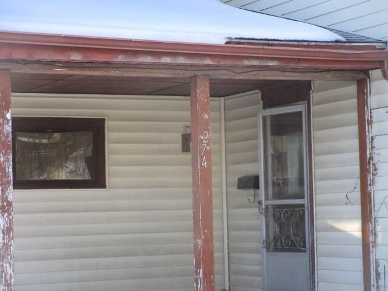 274 N 8th Street , McConnelsville, OH 43756 Photo 5