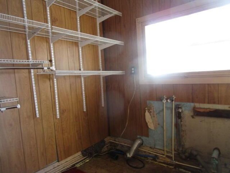 274 N 8th Street , McConnelsville, OH 43756 Photo 7