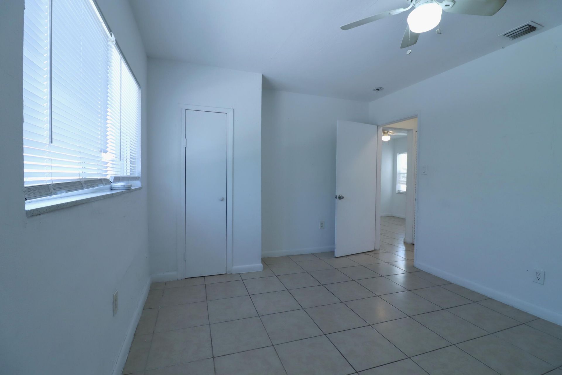 1960 SW 41st Avenue, Unit 3, Fort Lauderdale, FL 33317 Photo