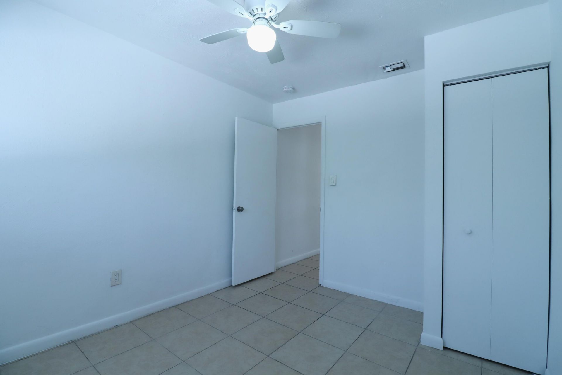 1960 SW 41st Avenue, Unit 3, Fort Lauderdale, FL 33317 Photo
