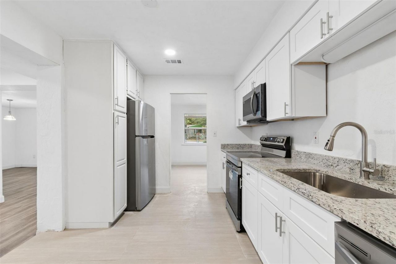 220 NW 33rd Avenue, Gainesville, FL 32609 Photo