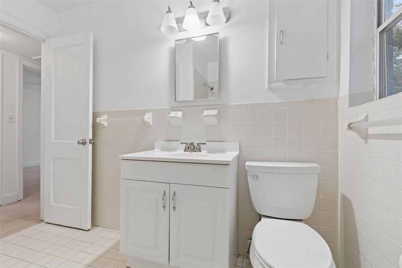 220 NW 33rd Avenue, Gainesville, FL 32609 Photo