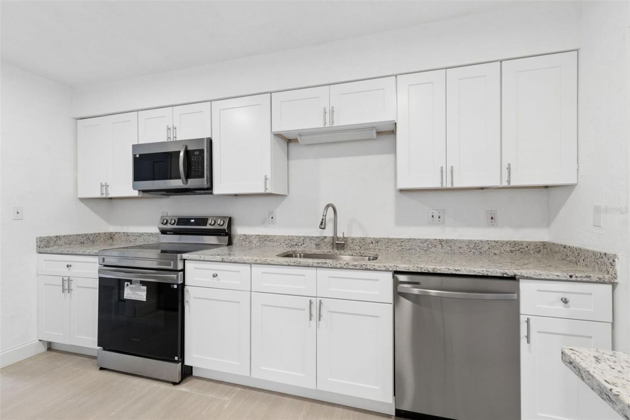 220 NW 33rd Avenue, Gainesville, FL 32609 Photo