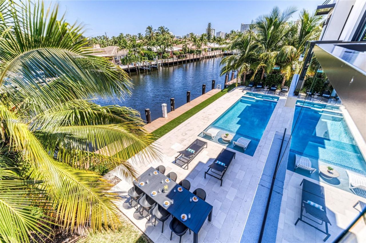 2817 NE 35th St, Fort Lauderdale, FL 33306 Photo