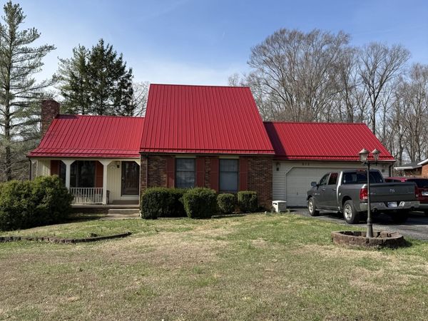 613 N Shady Lane, North Vernon, IN 47265