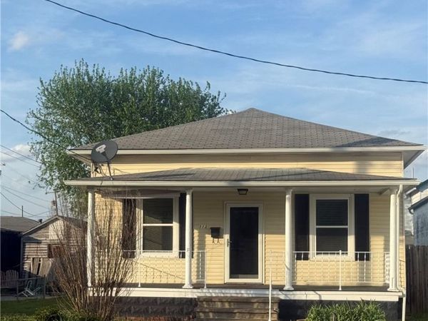 113 Creel Street, St Marys, WV 26170
