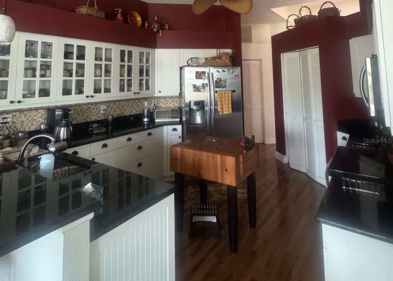 4062 Westbourne Circle, Sarasota, FL 34238 Photo