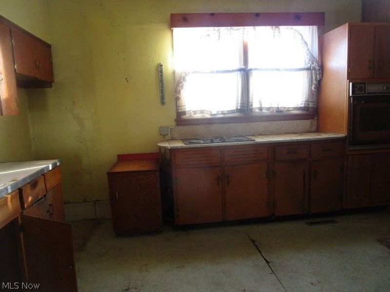 274 N 8th Street, McConnelsville, OH 43756 Photo 15