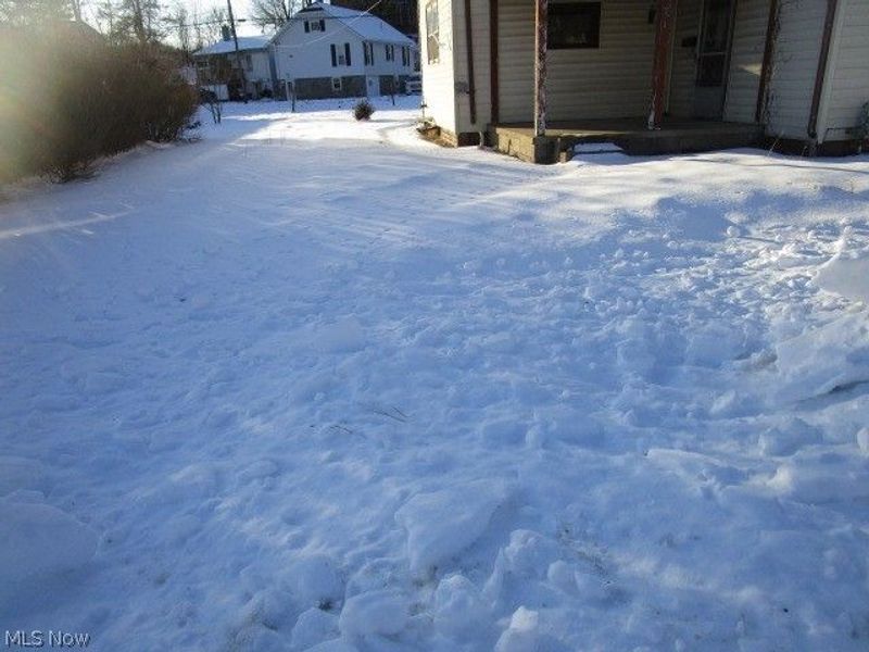 274 N 8th Street, McConnelsville, OH 43756 Photo 7