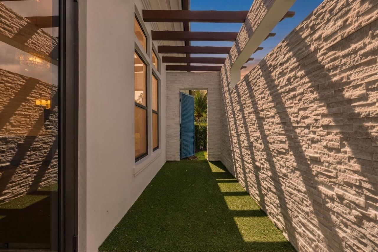 11931 Torreyanna Circle Circle, West Palm Beach, FL 33412 Photo