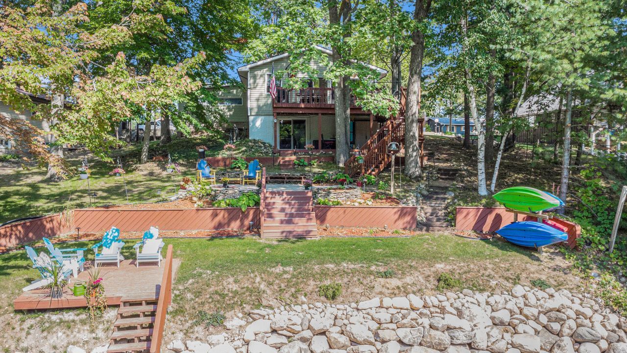 2066 Deepwood Drive, Farwell, MI 48622 Main Photo