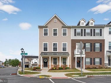 5121 FRANKLIN CIRCLE, PIPERSVILLE, PA 18947