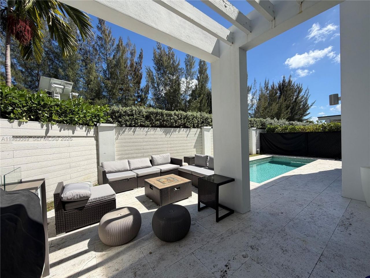 7475 NW 97th Ct, Doral, FL 33178 Photo