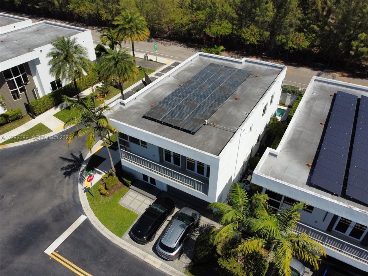 7475 NW 97th Ct, Doral, FL 33178 Photo