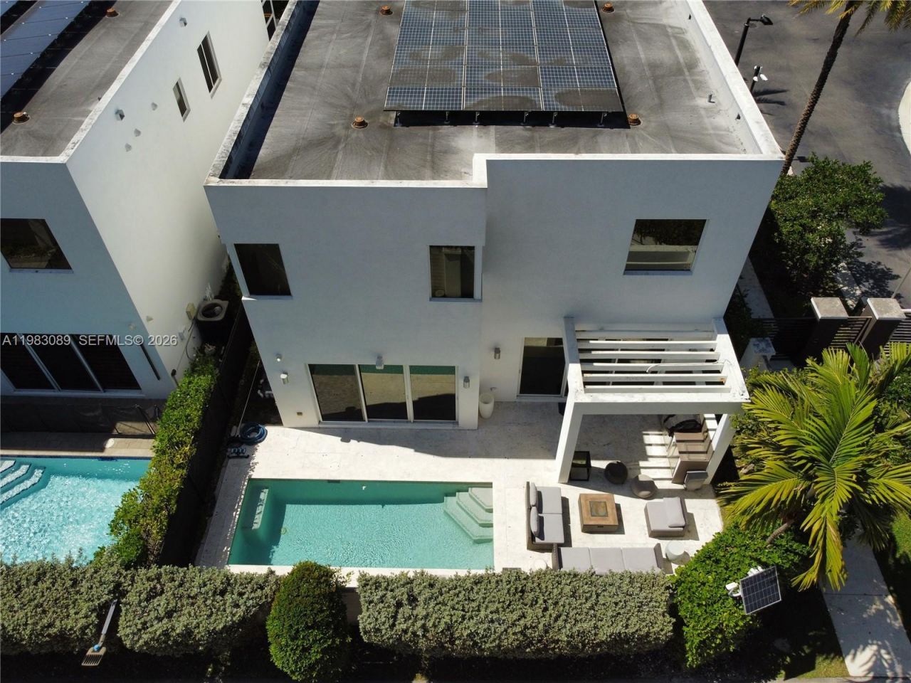 7475 NW 97th Ct, Doral, FL 33178 Photo