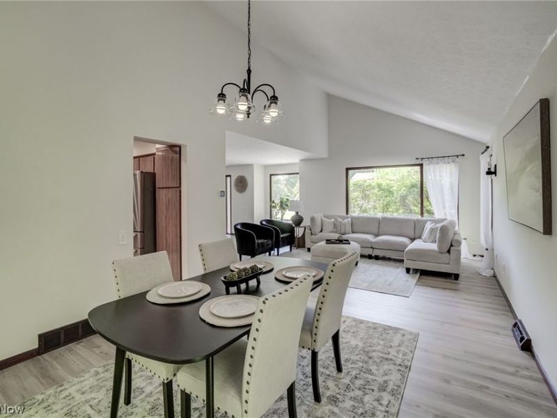 5009 Lansdowne Drive, Solon, OH 44139 Photo 9