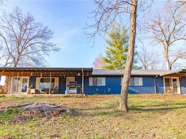 1150 SE 140P Road, Clinton, MO 65355