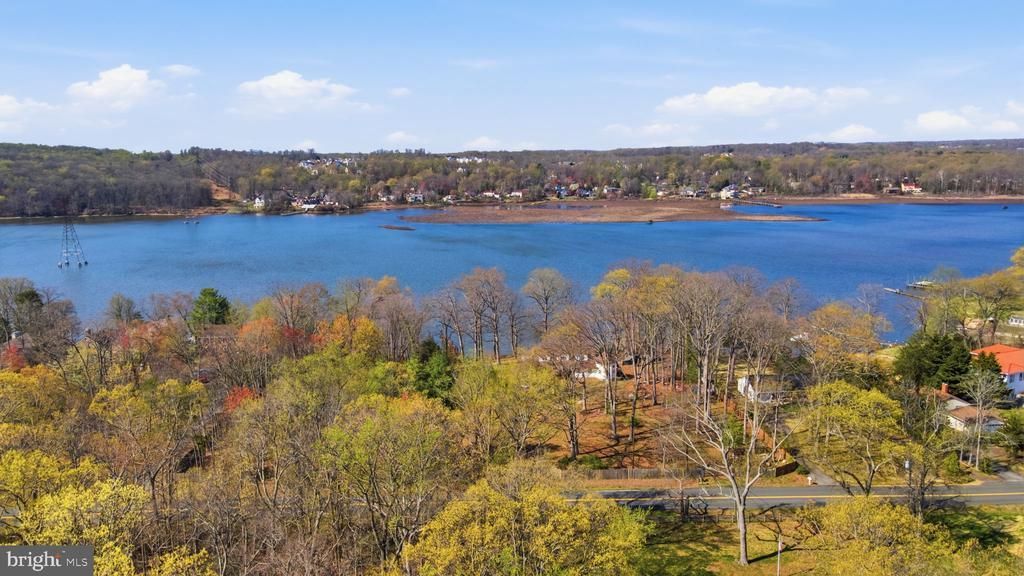 18330 POSSUM POINT ROAD, DUMFRIES, VA 22026