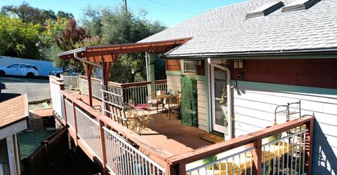 126 Center St, Jackson, CA 95642 Photo