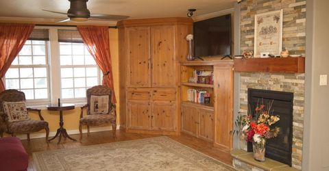 126 Center St, Jackson, CA 95642 Photo