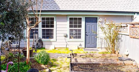 126 Center St, Jackson, CA 95642 Photo
