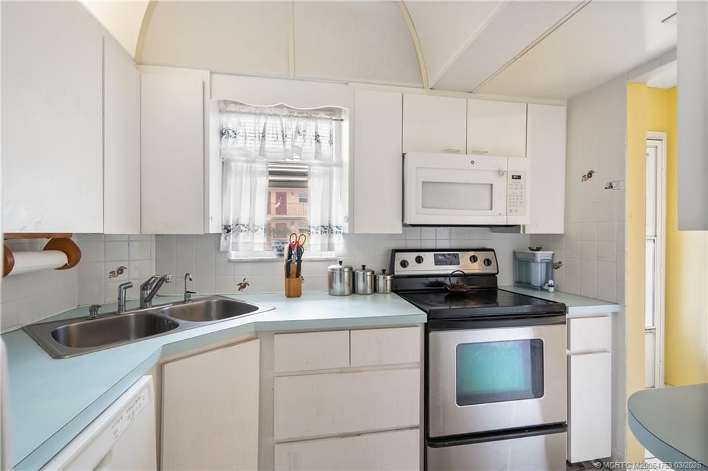 1929 SW Palm City Road, Unit 15B, Stuart, FL 34994 Photo