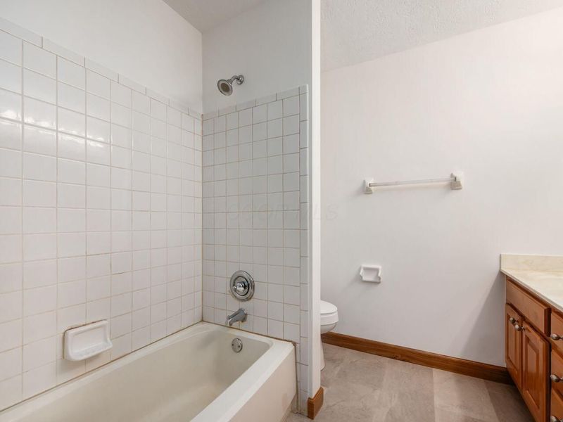 6544 Upper Lake Circle, Westerville, OH 43082 Photo 32