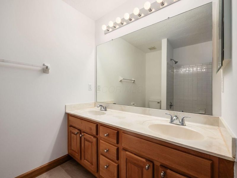 6544 Upper Lake Circle, Westerville, OH 43082 Photo 33