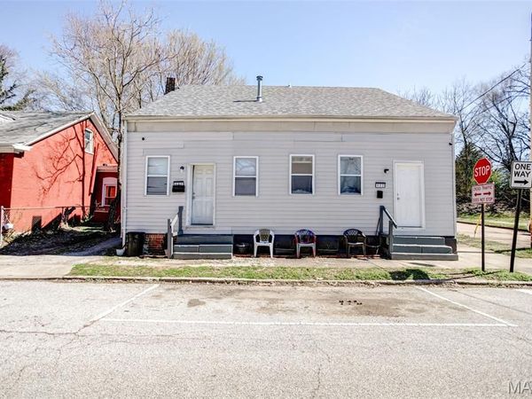 402 N 1st Street, Belleville, IL 62220