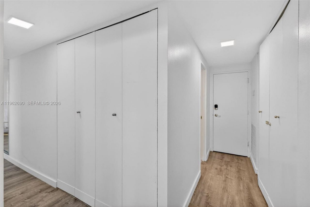 7441 Wayne Avenue, Unit 8J, Miami Beach, FL 33141 Photo