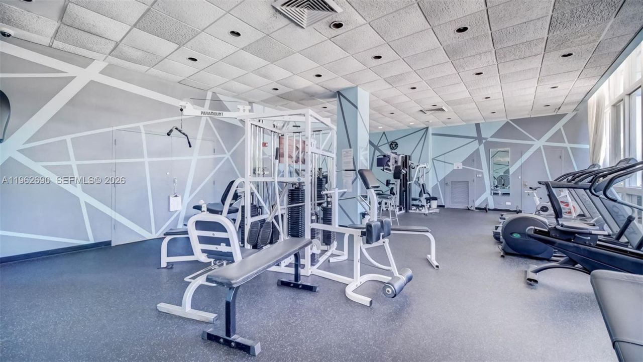 7441 Wayne Avenue, Unit 8J, Miami Beach, FL 33141 Photo