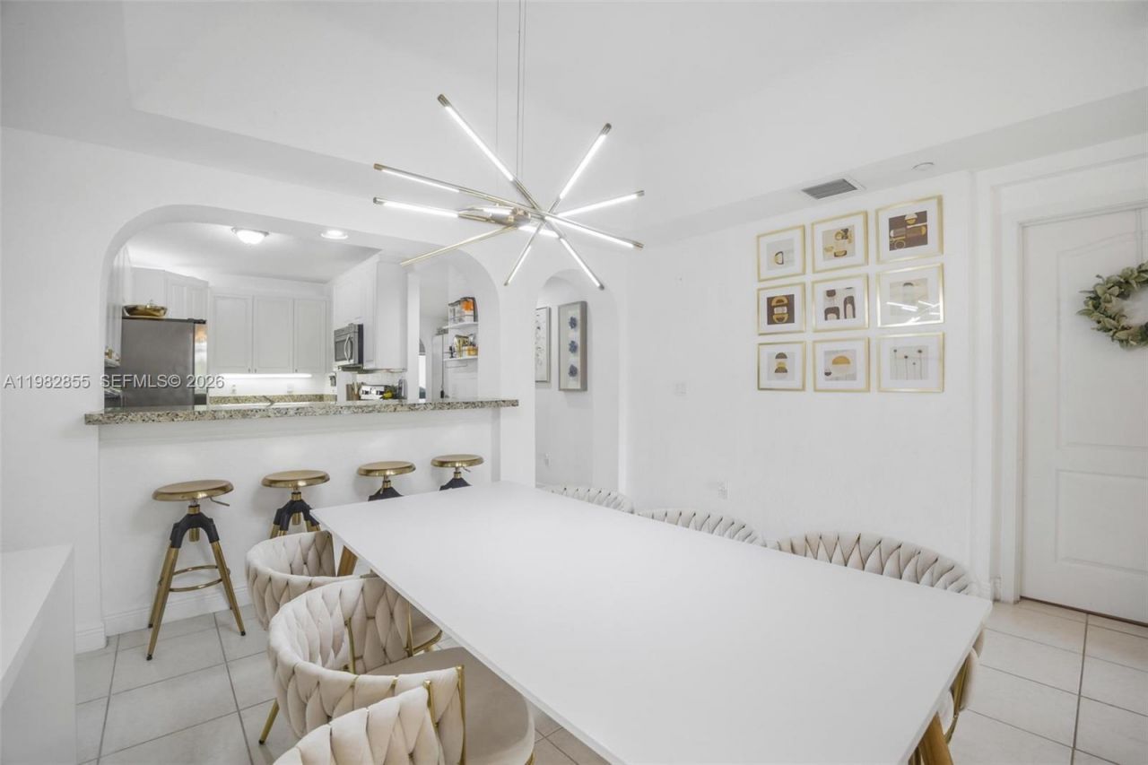 10720 NW 66th St, Unit 202, Doral, FL 33178 Photo