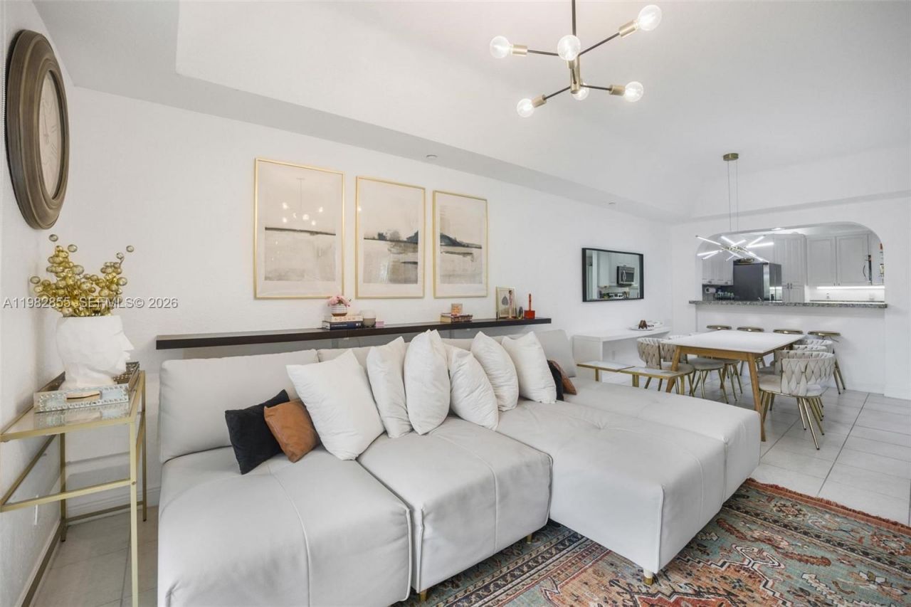 10720 NW 66th St, Unit 202, Doral, FL 33178 Photo