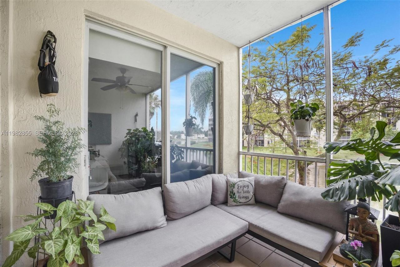 10720 NW 66th St, Unit 202, Doral, FL 33178 Photo