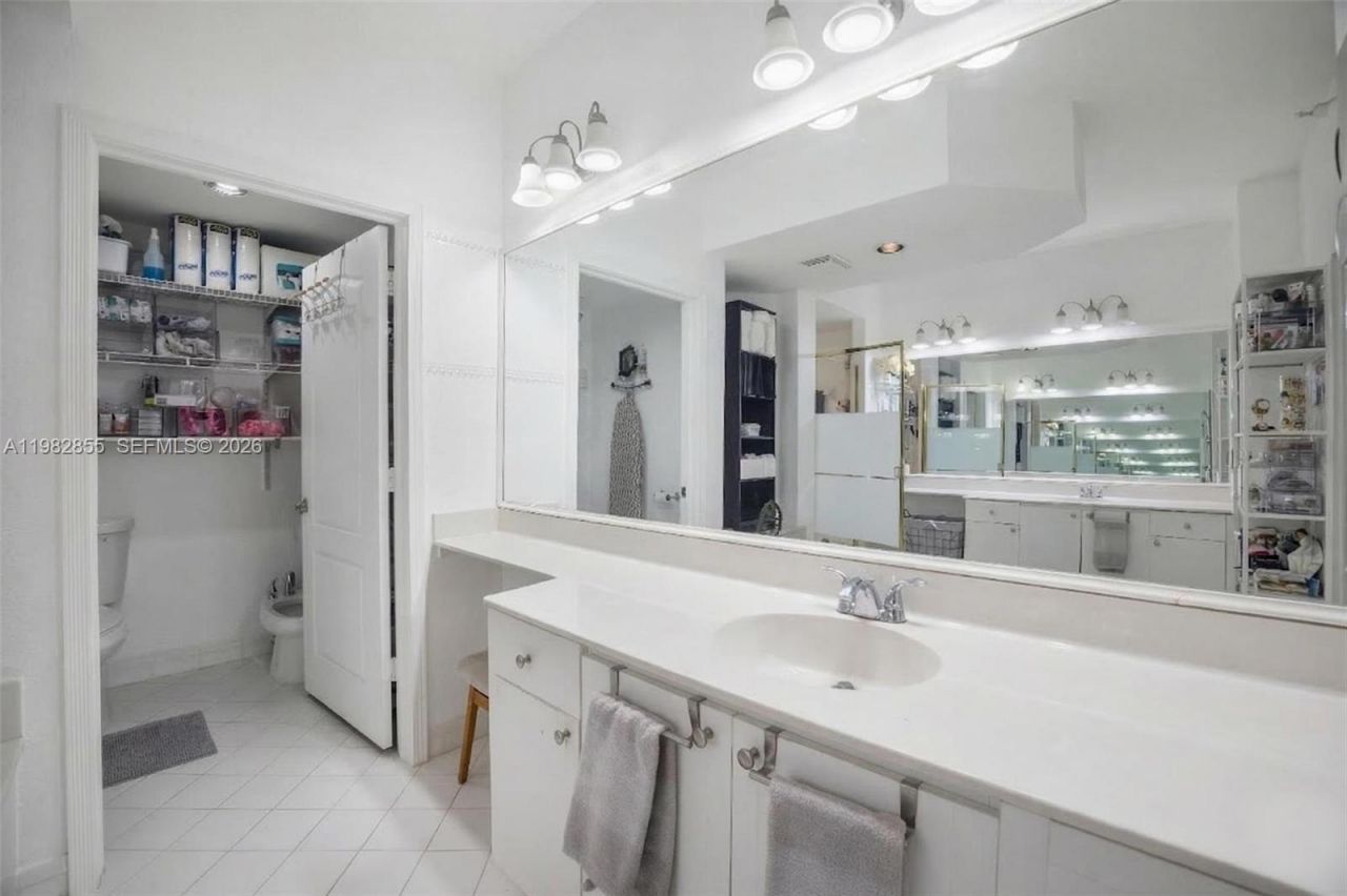 10720 NW 66th St, Unit 202, Doral, FL 33178 Photo