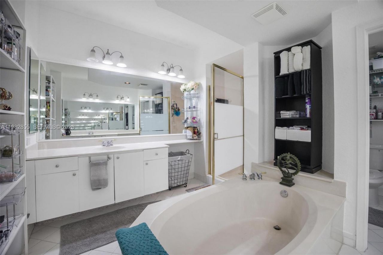 10720 NW 66th St, Unit 202, Doral, FL 33178 Photo