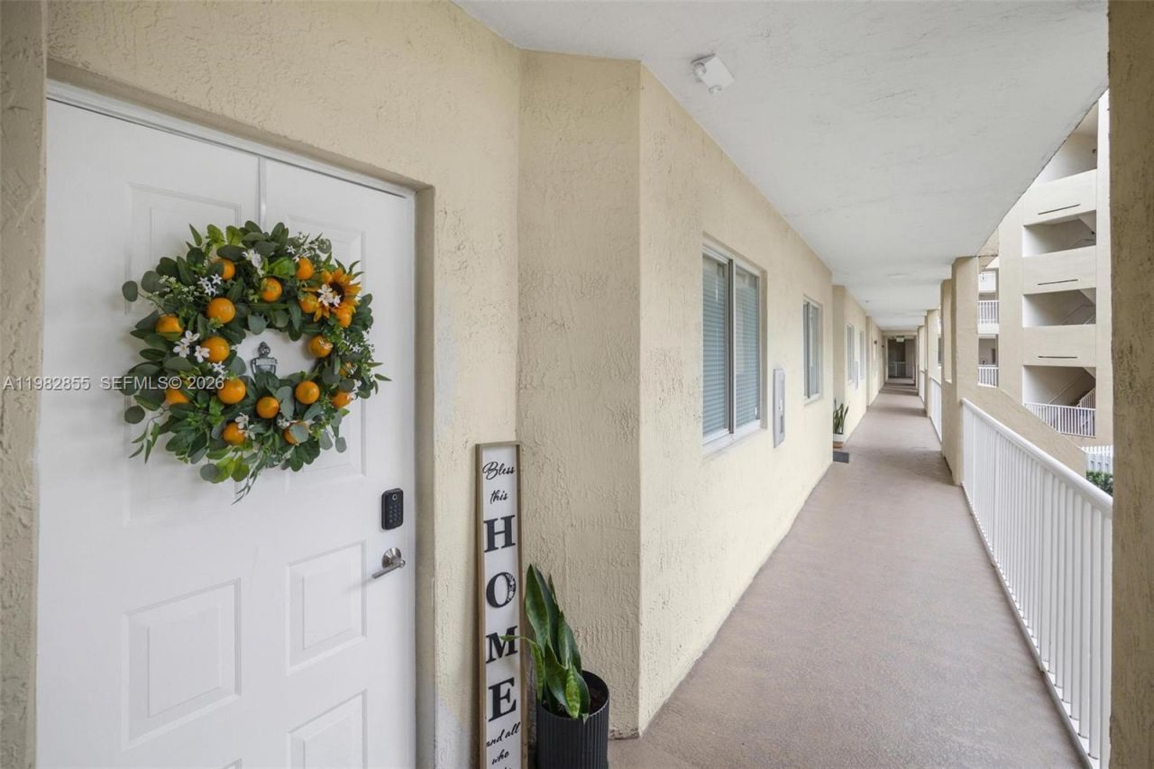 10720 NW 66th St, Unit 202, Doral, FL 33178 Photo