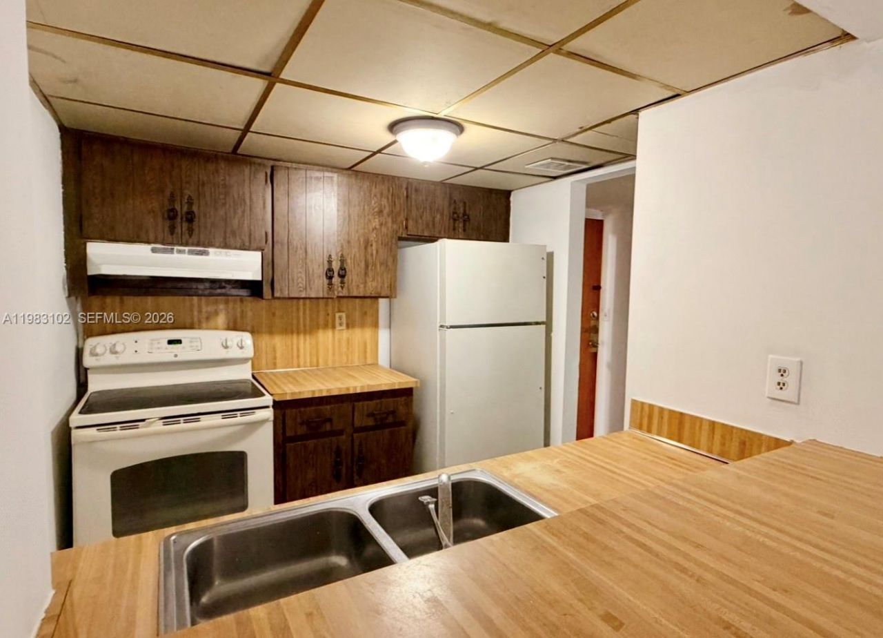 13390 NE 7th Ave , Unit 403, North Miami, FL 33161 Photo