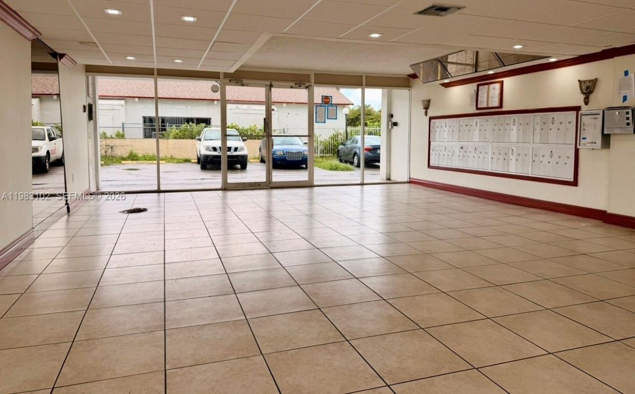 13390 NE 7th Ave , Unit 403, North Miami, FL 33161 Photo